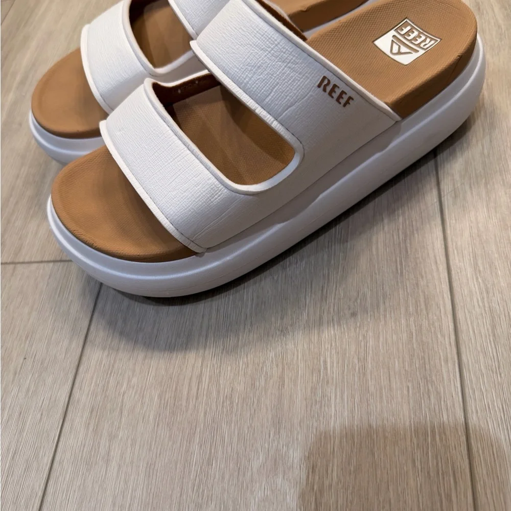 Reef White and Brown Slide Sandals - Picture 3 of 4